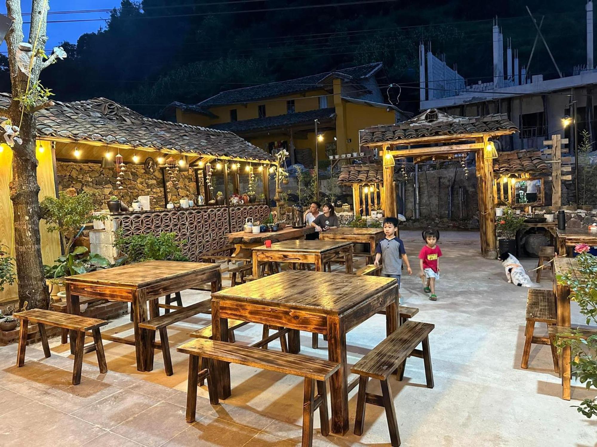 Khoi Homestay And Restaurant Loung Co Экстерьер фото